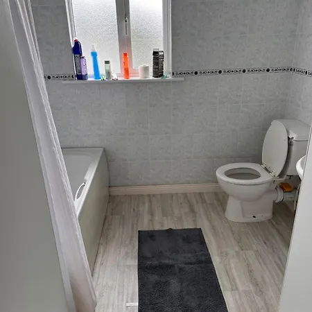 Modern At Blackcastle * Navan