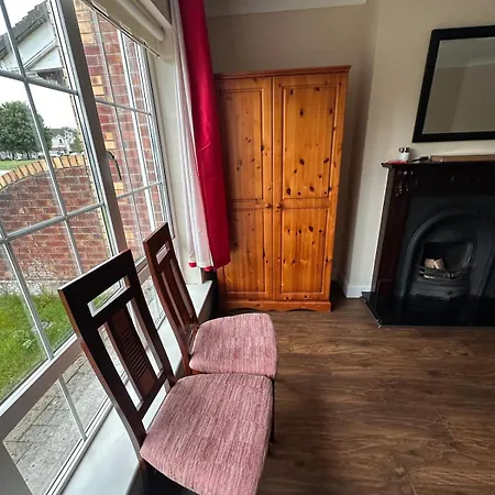 Modern At Blackcastle * Navan