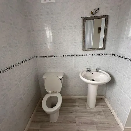 Modern At Blackcastle * Наван