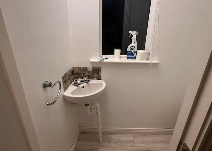 Habitación en casa particular Modern At Blackcastle Navan