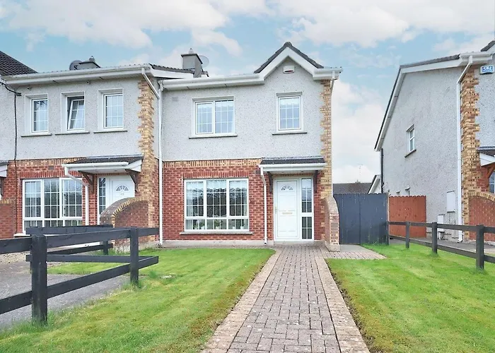 Modern At Blackcastle Navan